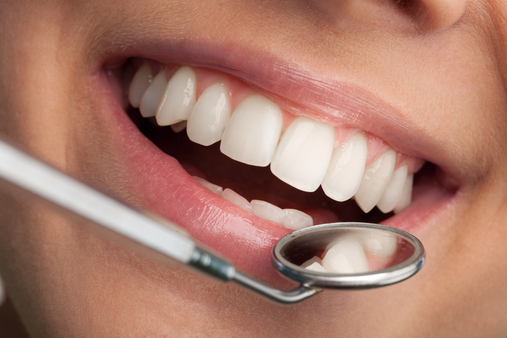 Dentista em Ourinhos: como escolher um atendimento completo para cuidar da saúde e da estética do seu sorriso