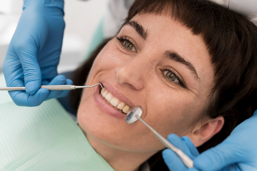 Implante dentário sem parafuso em Santa Cruz do Rio Pardo: saiba quando esta técnica é indicada e onde realizar o tratamento